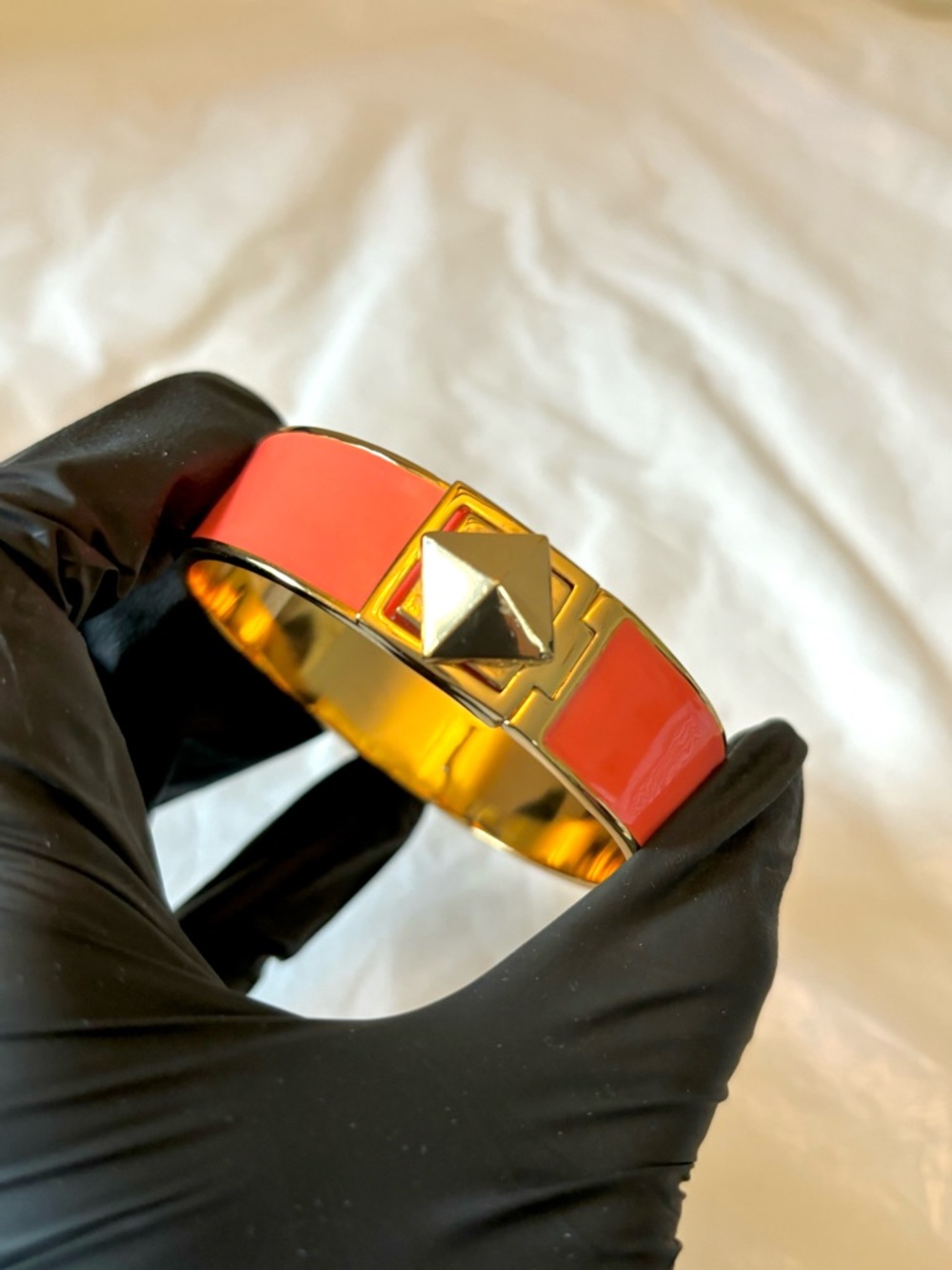 ❗️Sale❗️ ✨Kate Spade Coral Enamel Cuff with Gold Pyramid Stud✨